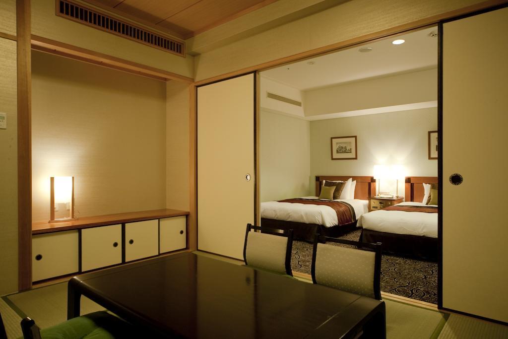 Takakura Hotel Fukuoka Luaran gambar